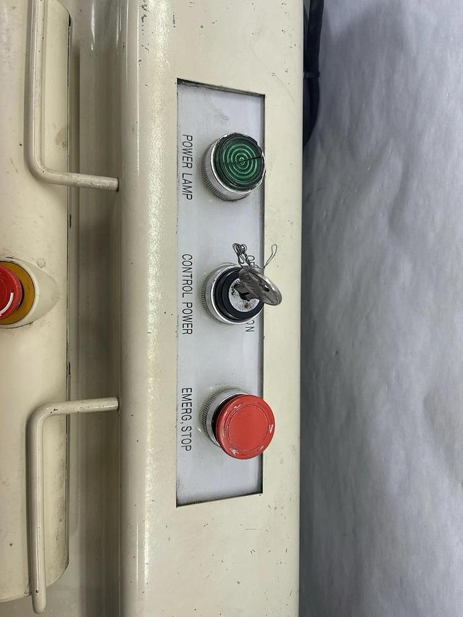 Used Yushin T/W566894 Touchscreen Robotic Teach Pendant F8342392 Computer