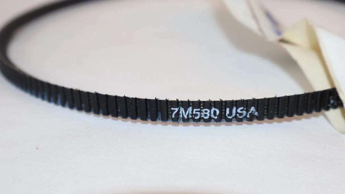 (NEW) GOODYEAR 7M580 Neothane Belt USA