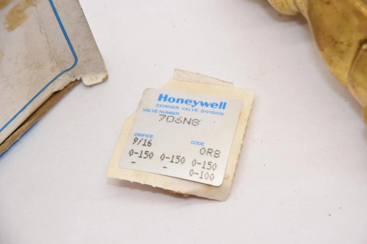 (NEW) HONEYWELL / SKINNER 706N8 2-way direct lift diaphragm valve 9/16" orifice