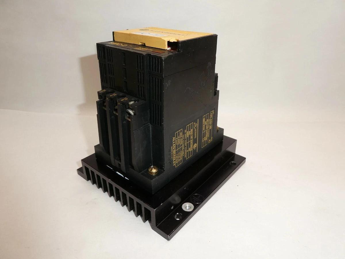 Used ALLEN BRADLEY 150-A05NB Series A 380V-415V 2.2kW SMC-2 Smart Motor Controller