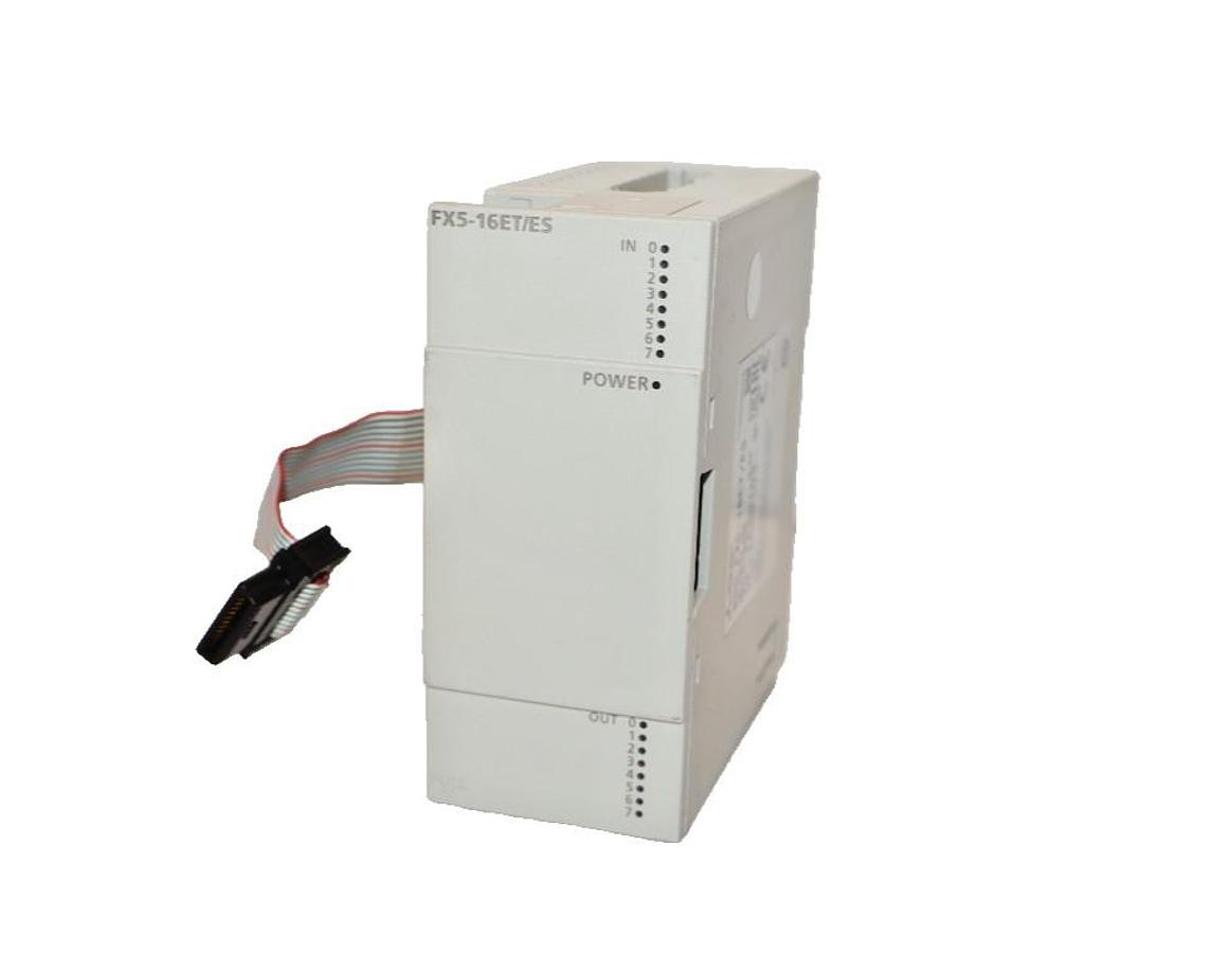 Used MITSUBISHI ELECTRIC FX5-16ET/ES FX516ETES 24Vdc 4mA Programmable Controller
