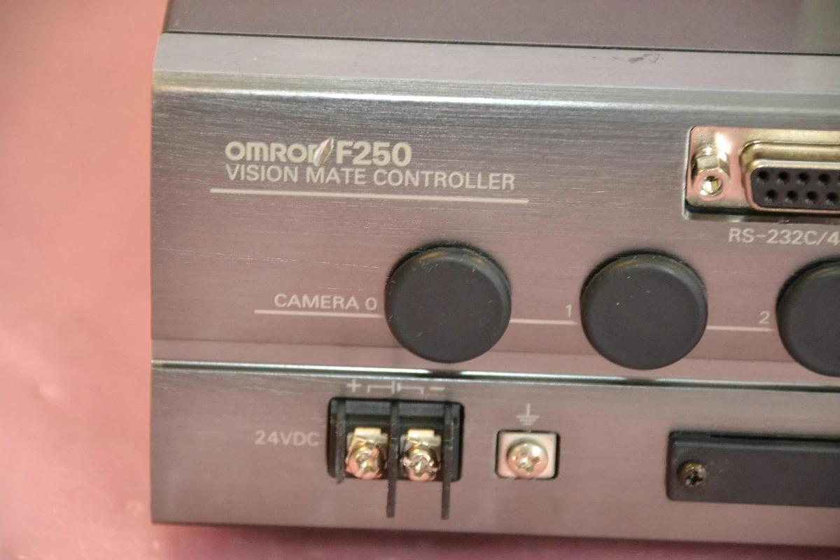 Used OMRON VISION MATE CONTROLLER F250-C55 F250 C55 F250C55 24V 24 V 3.0 A 3.0A AMPS