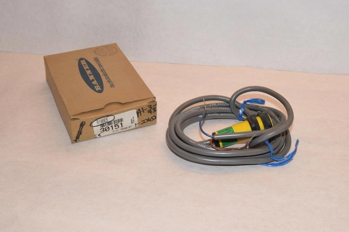 BANNER S186ES S18 10-30Vdc Sensor (NEW)