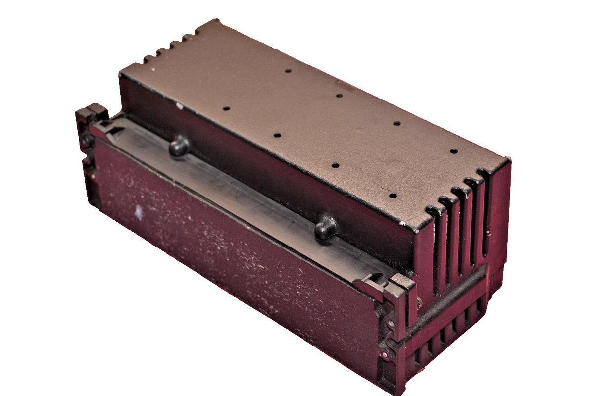 Used General Electric GE Fanuc Electric Module 24/48v 16PT IC660ELD021A IC660TSD021K