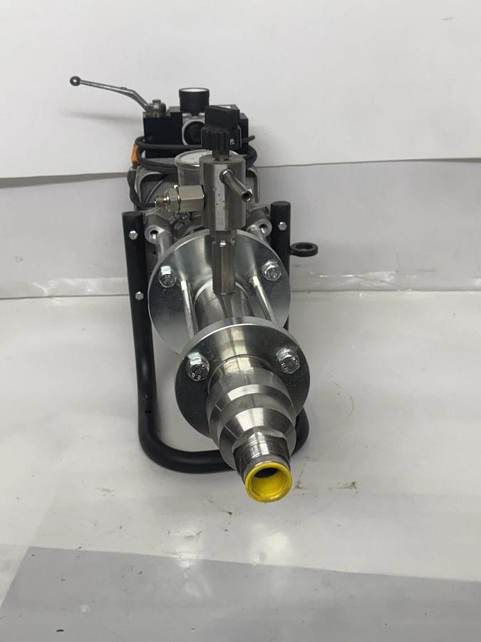 Used Wagner Wildcat Icebreaker 10-70LP  Piston Pump 10-70-LP Ratio10:1  Low psi