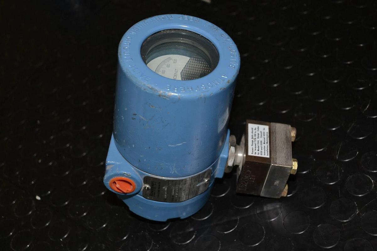 FISHER ROSEMOUNT TRANSMITTER 1144 G0120A22M1C6 1144G0120A22M1C6 NEW