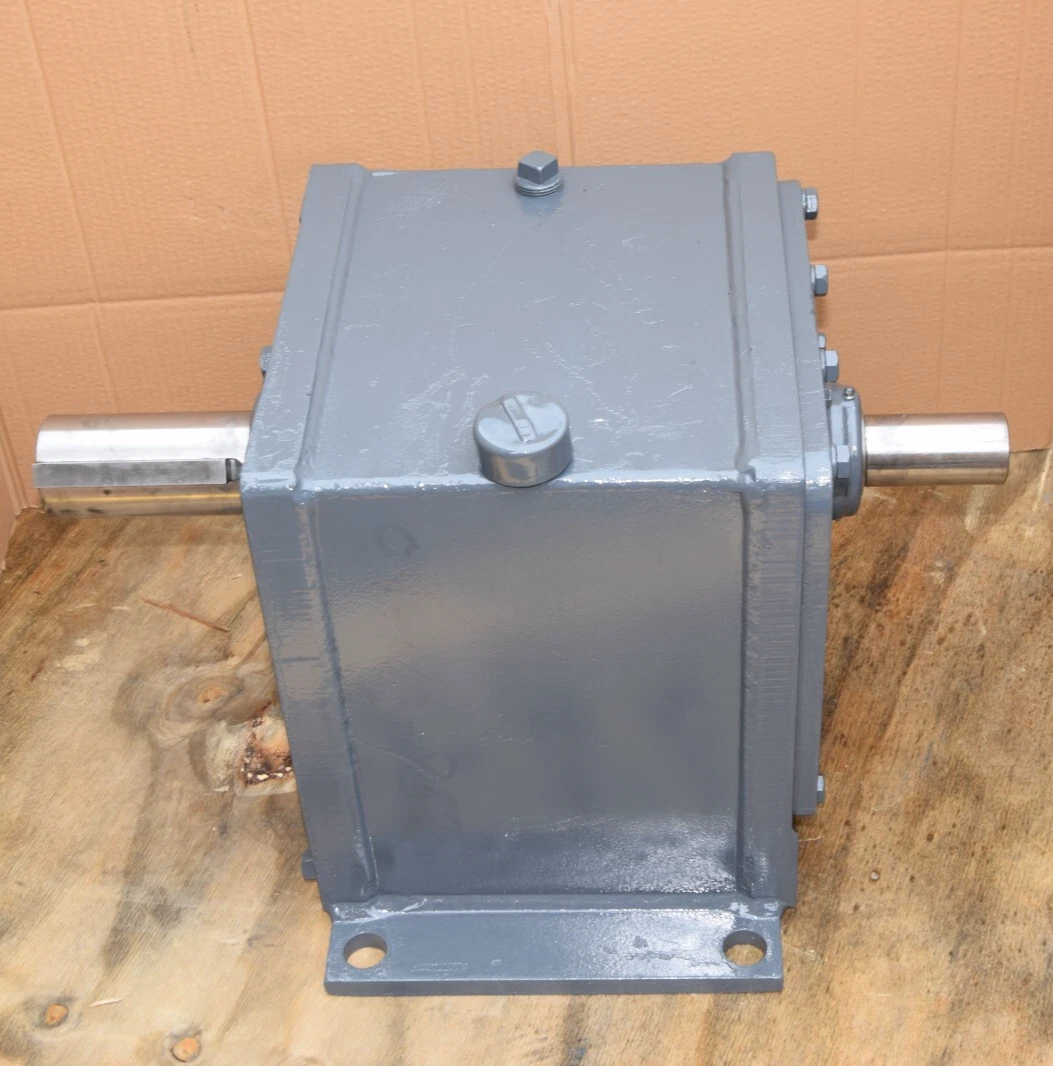 Refurbished FALK Enclosed Gear Drive Gearbox Reducer 1060FZ2A 90J3101 13.49 SF 1.77 30hp