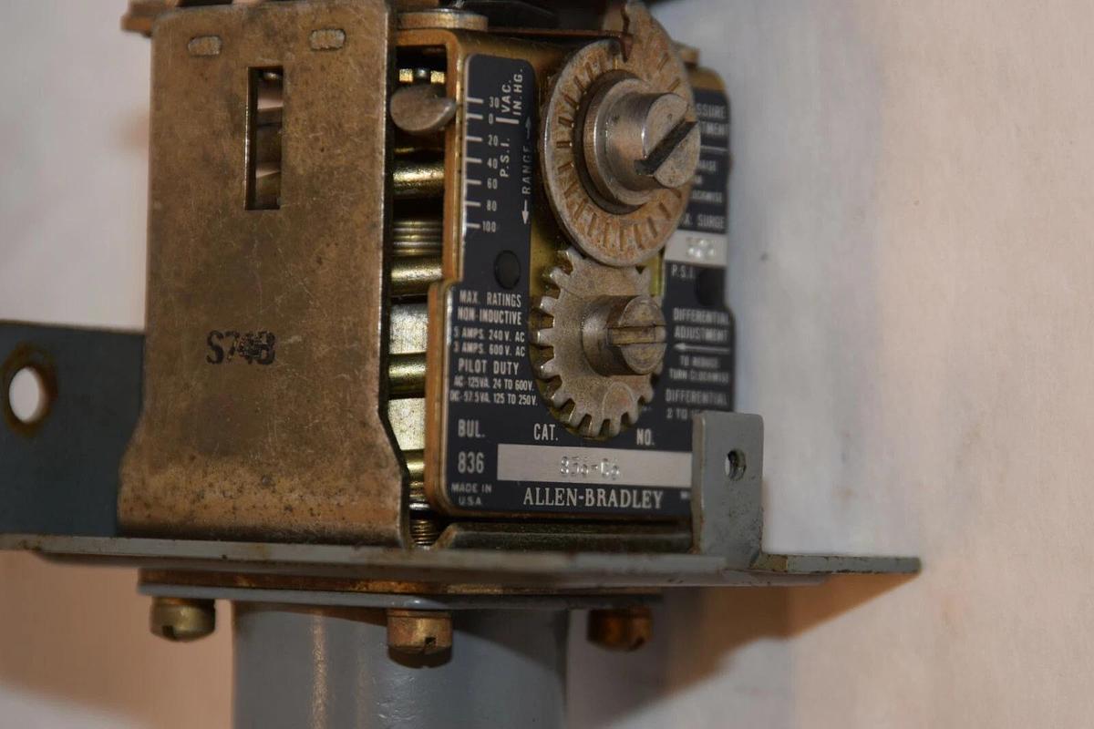 Used ALLEN BRADLEY 836-C6 Series A 375psi Pressure Control Switch *No Cover*
