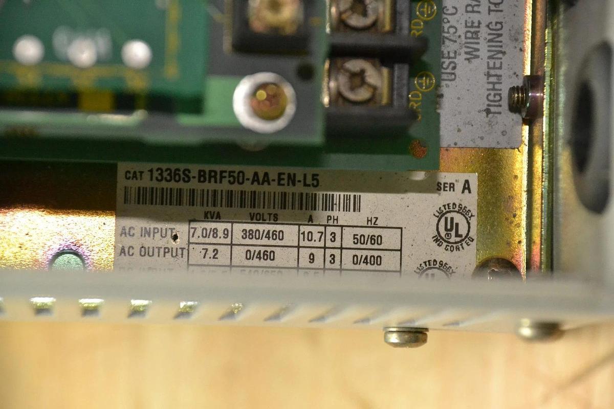 Used ALLEN BRADLEY 1336S-BRF50-AA-EN-L5 380/460V 10.7A 3PH 50/60Hz 1336 PLUS DRIVE