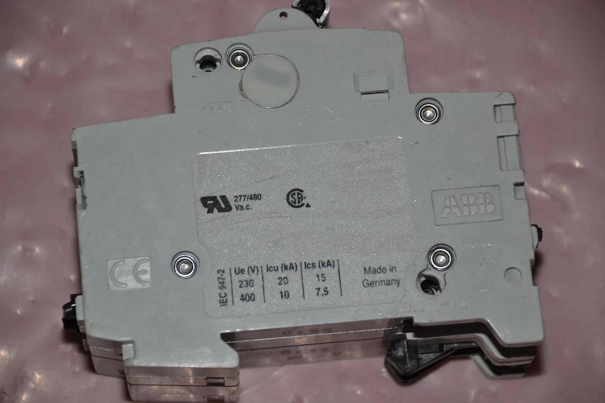 Used ABB Circuit Breaker S202-K10 S202 K10 S202 K10A S202-K10A   400v