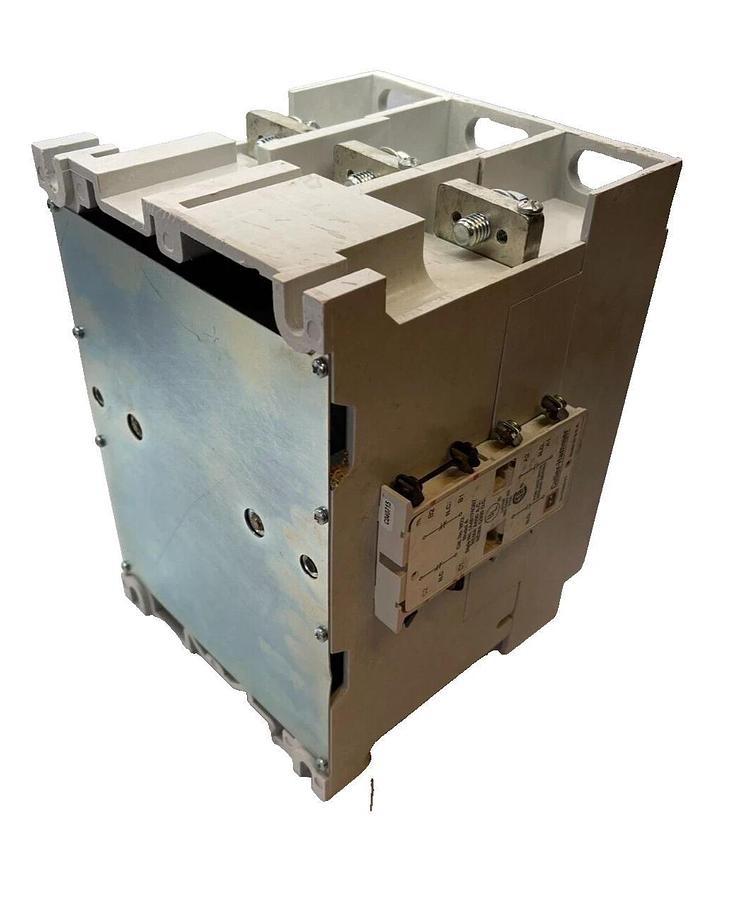 Cutler-Hammer Westinghouse W200M5CFC Size Sz 5 Motor Starter 1A96725E01 *REFURB*