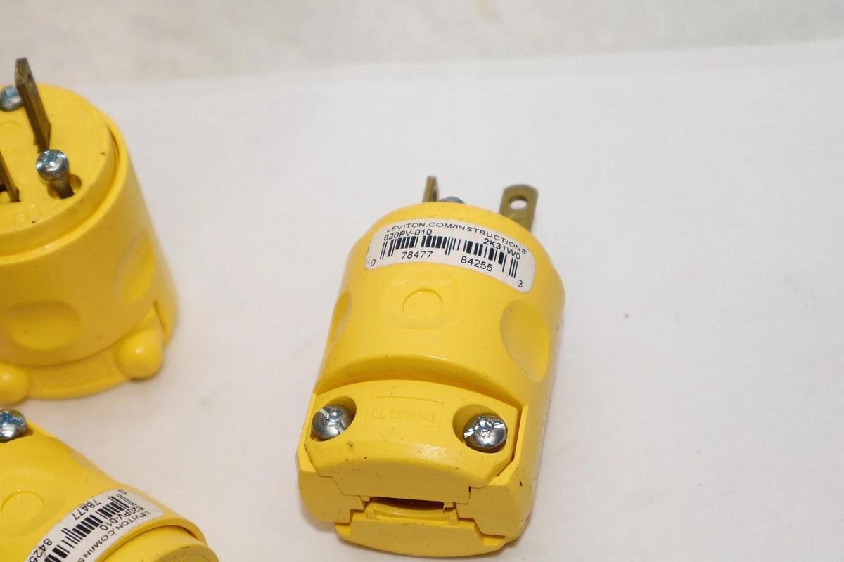 (NEW - Lot of 4) LEVITON 620PV-010 , 620PV010 3 Wire 2 Pole Electric Plug