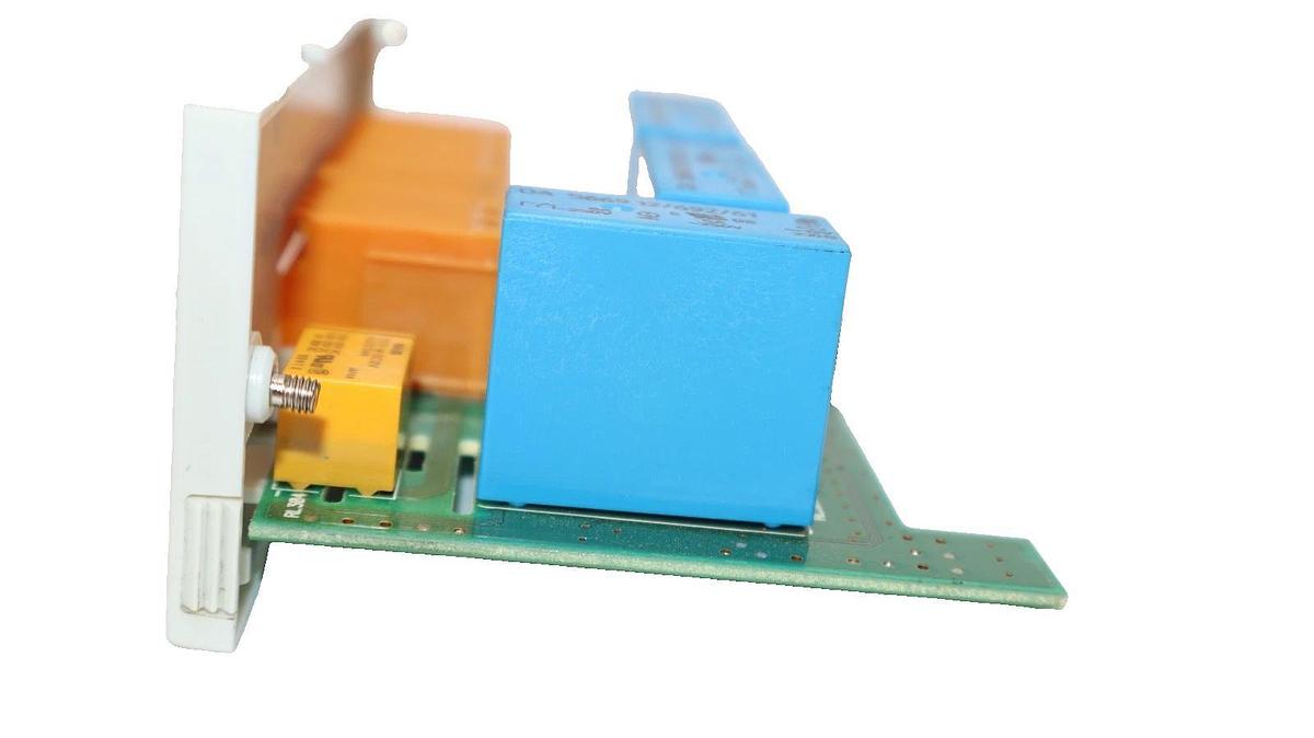 Used Keyence 507-P-C02-01 , 507PC0201 Relay Module