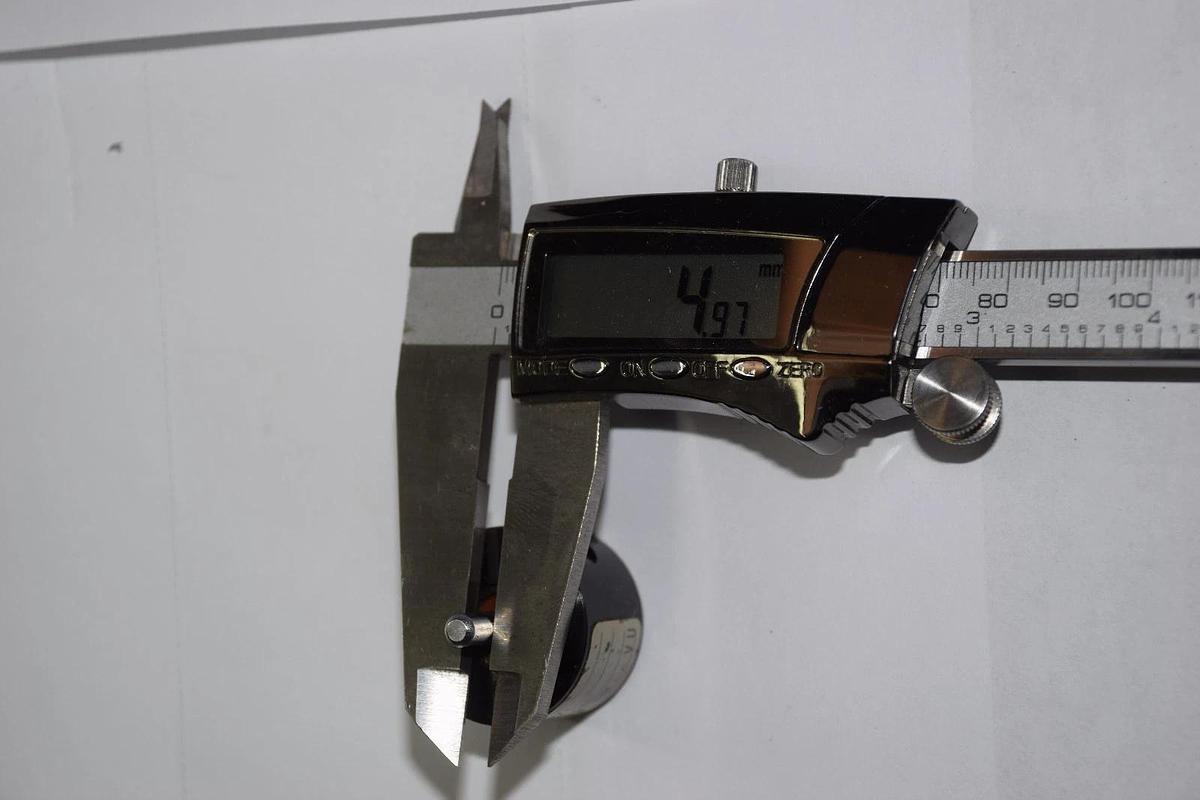 Used SMC CQB12-01-54117 CQB120154117 CQB12-5T CQB125T 9.9kgf/cm2 AIR CYLINDER