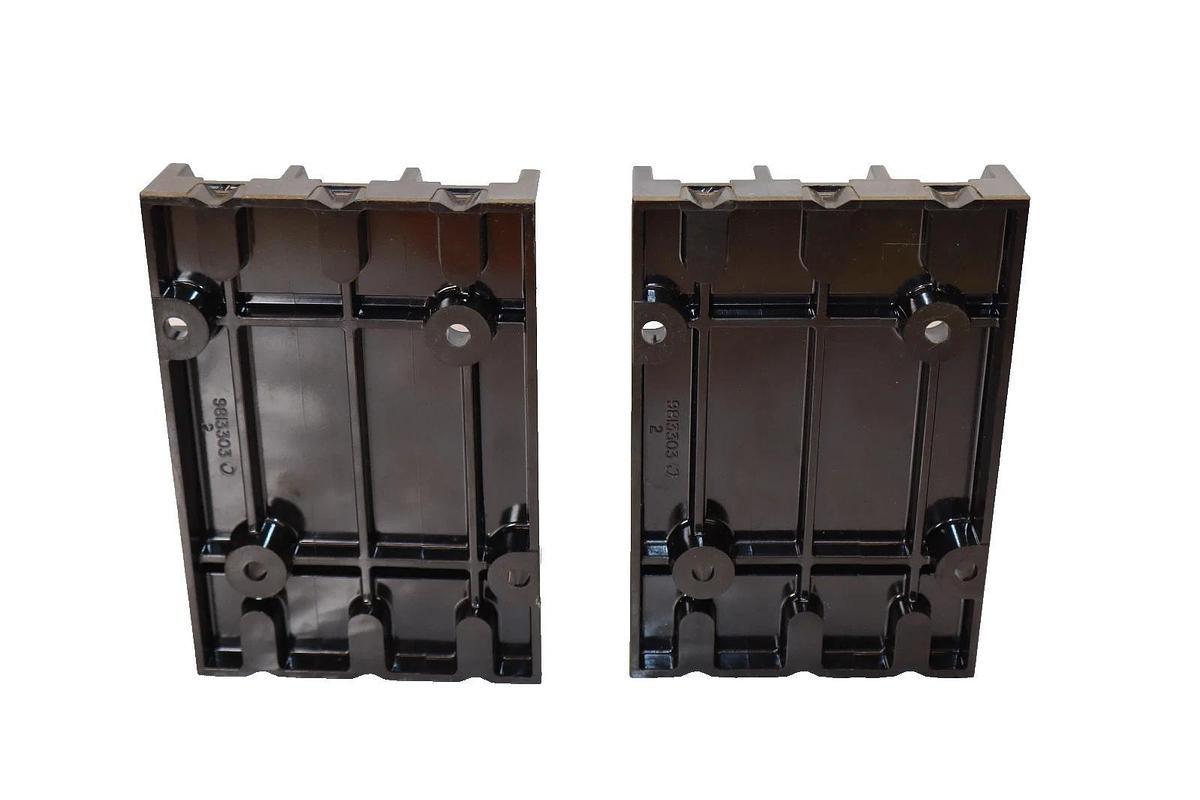 Marathon 6R30A3B 600V 30A Fuse Holder (New - Lot of 2)