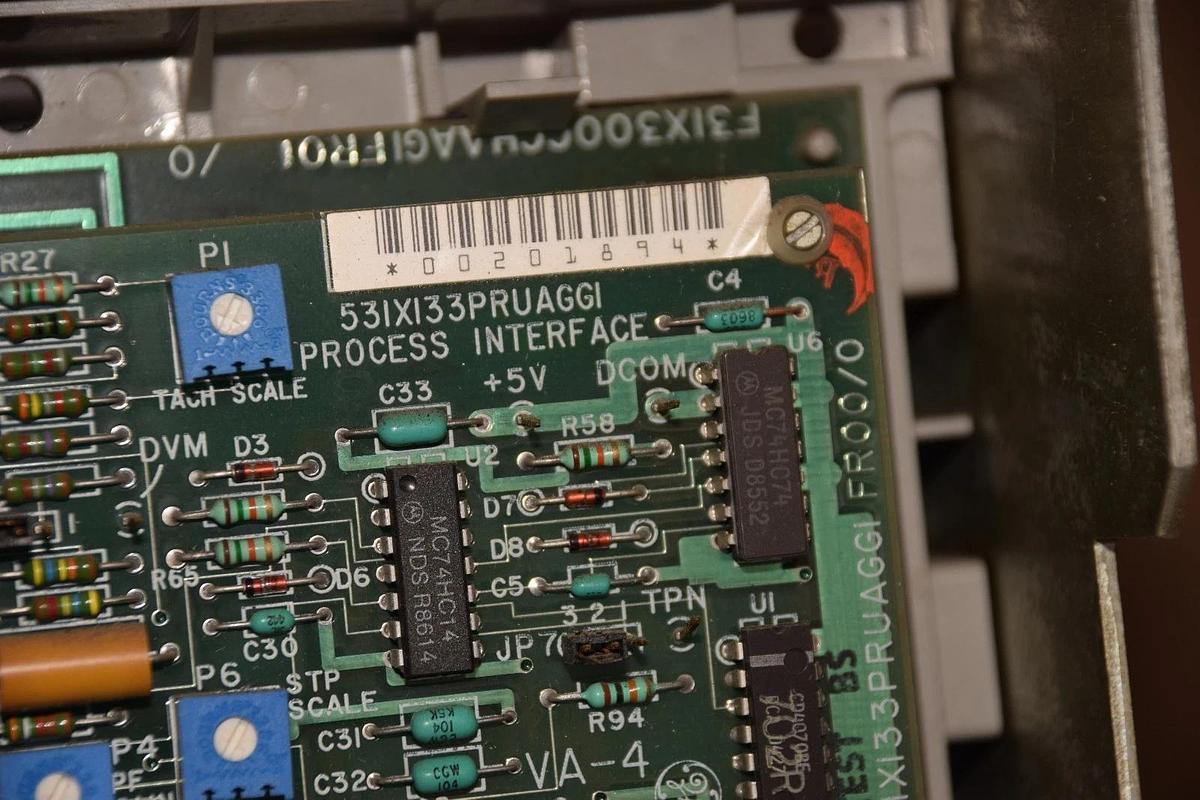 Used GE GENERAL ELECTRIC DC-300 Adjustable speed drive 7VXAS057CD06  15HP 240V