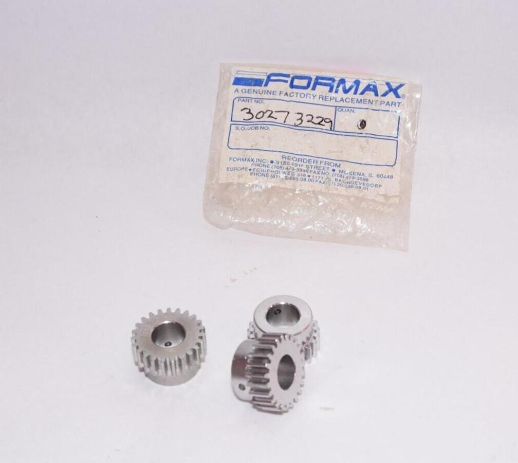 (NEW - Lot of 3) FORMAX 3027-3229 30273229 Sprocket