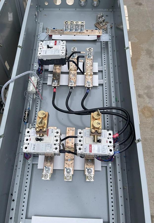 Used Eaton PRL4B Cutler-Hammer, Panelboard Bypass Panel, 208Y 120V, 225A, POW-R-LINE