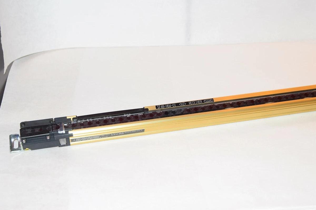 Used SUNX SF4B-H64-01 D V2 Emitter Safety light curtain Matsushita Electric PANSONIC
