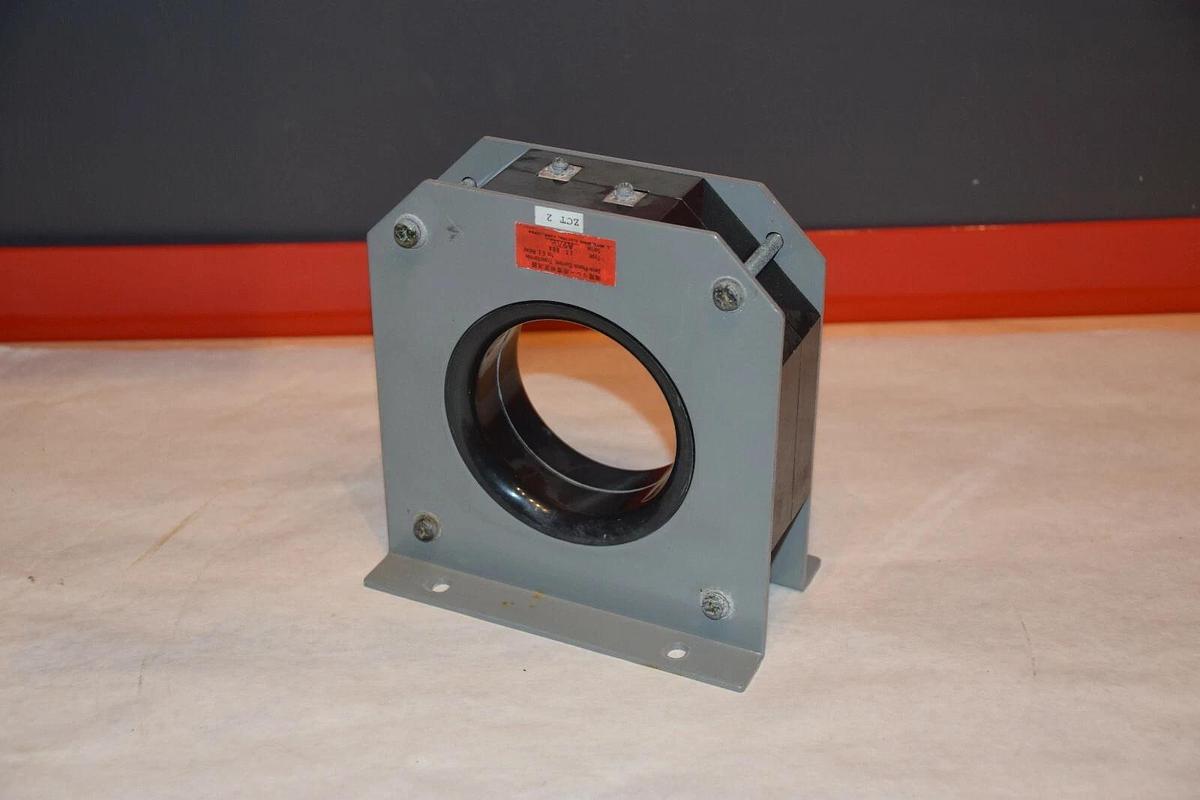 Used Mitsubishi Zero-Phase Current Transformer ZT 80A   ZT80A for EL relay