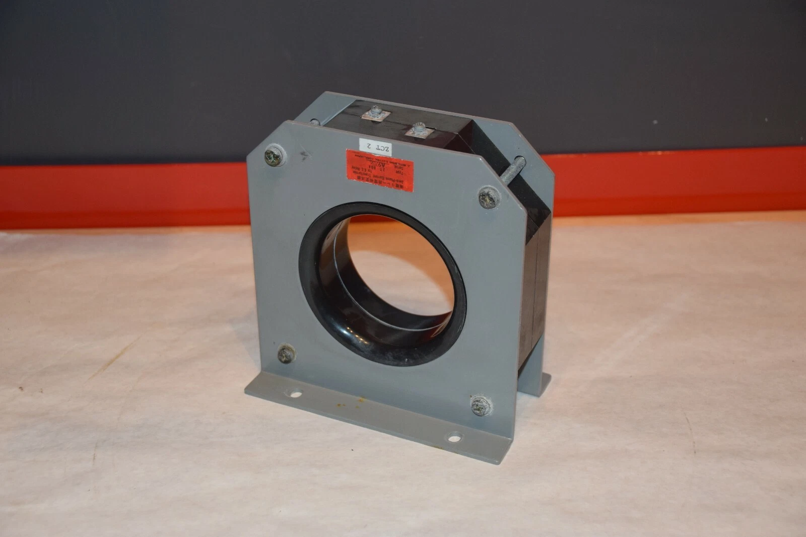 Used Mitsubishi Zero-Phase Current Transformer ZT 80A ZT80A for EL relay