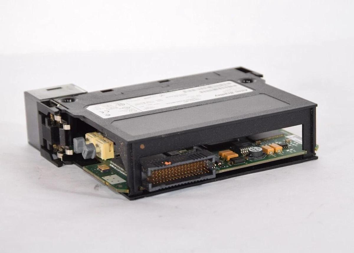 Used Allen Bradley 1756-CNB/E 1756-CNB Ser E Control Net Comm. Bridge *No Cover