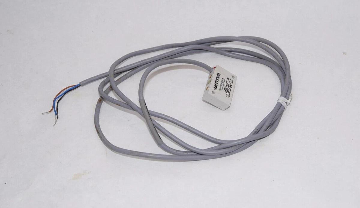 (NEW) BALLUFF BES517 Q1202NM 0932JP 10-30Vdc Proximity Switch Sensor