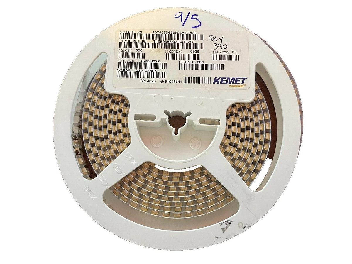 (Qty 390) Kemet T495D686K025ATE200, 68 μF, 25VDC Tantalum capacitor (Lot of 390)