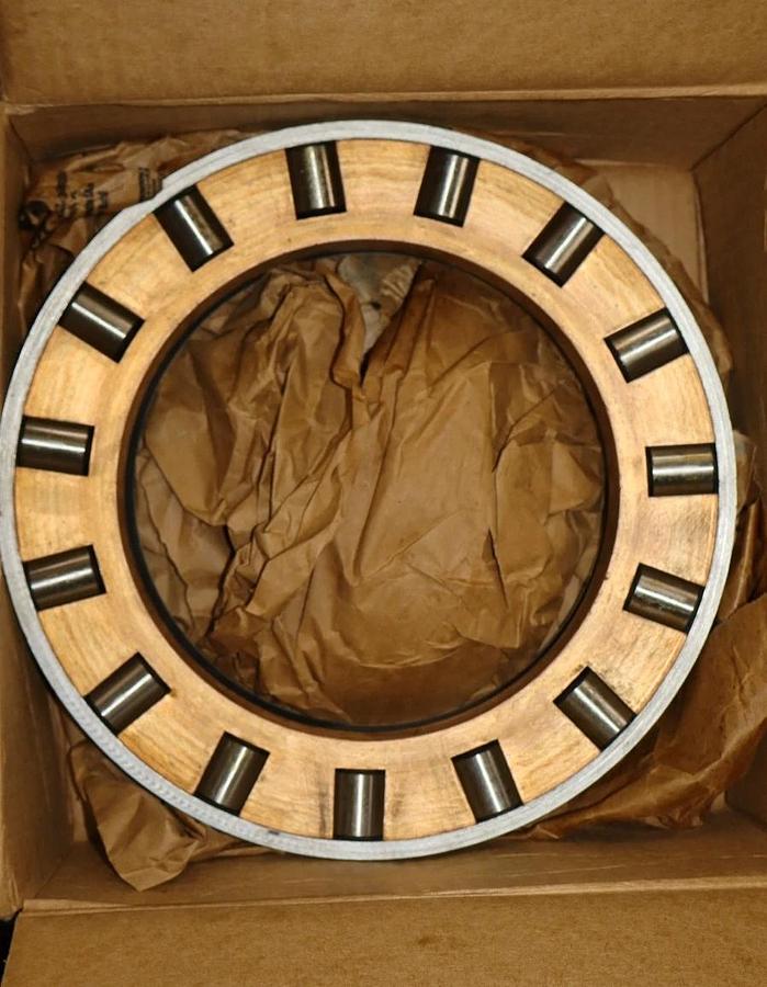American Cylindrical Roller Thrust Bearing TP-8122 TP8122 (NOS)