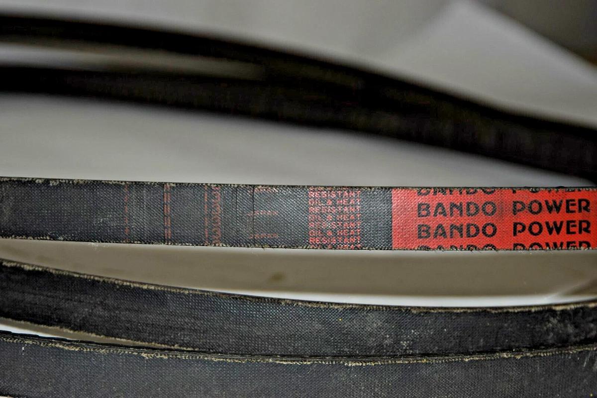 (New) Bando CX-210 Cogged V-Belt CX210 Belt