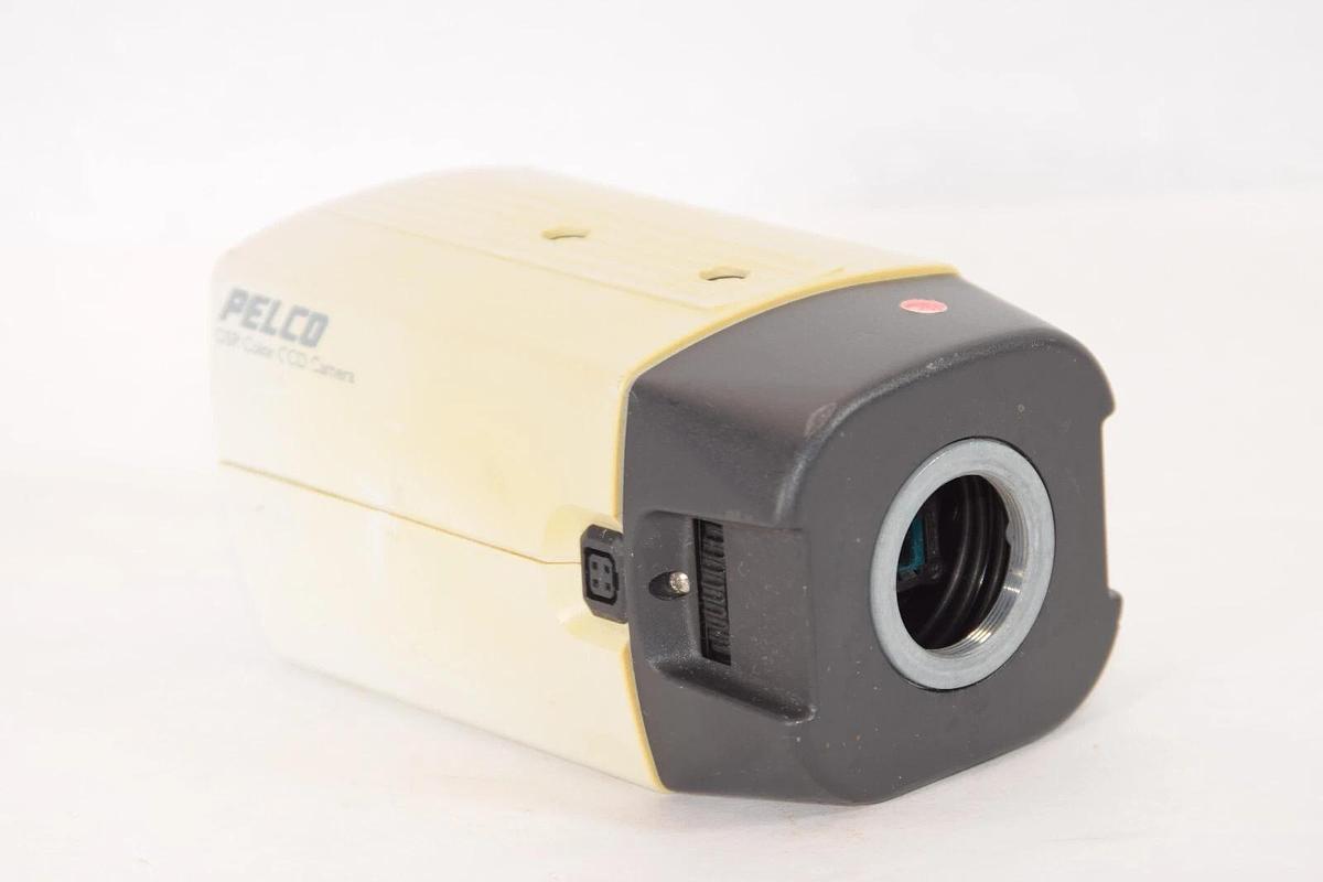 Used PELCO CC3710H-6 CC3710H6 1/3" CCD 12/24V CDSP Color CCD Camera