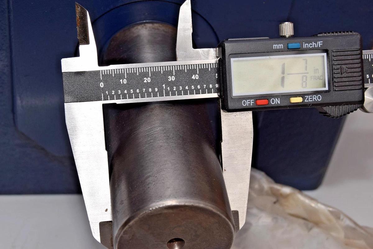 IronMan Ohio Gearbox Worm Speed Reducer W8420304.00 BMQ842-15-180-R 15:1 NOS