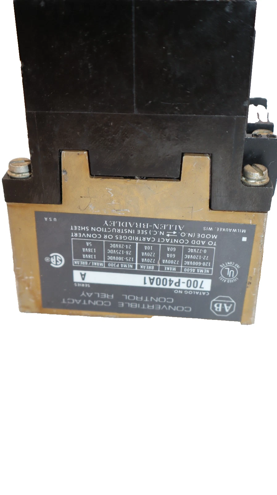Used Allen Bradley Relay 700-PLLA1 Mechanical Latch Unit 700-P400A1 60A Coil: 120V