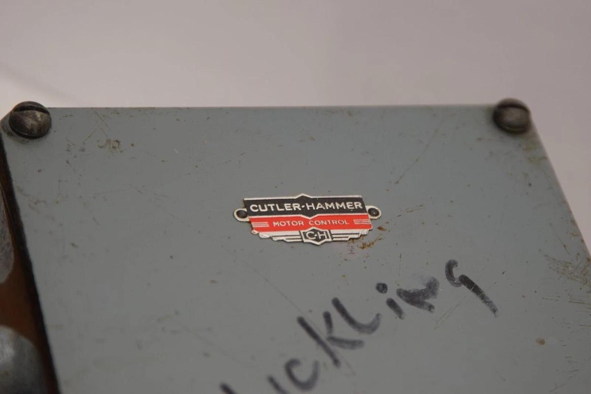 (NEW) CUTLER HAMMER 10316H54B Rotating Shaft Limit Switch (vintage 1947)
