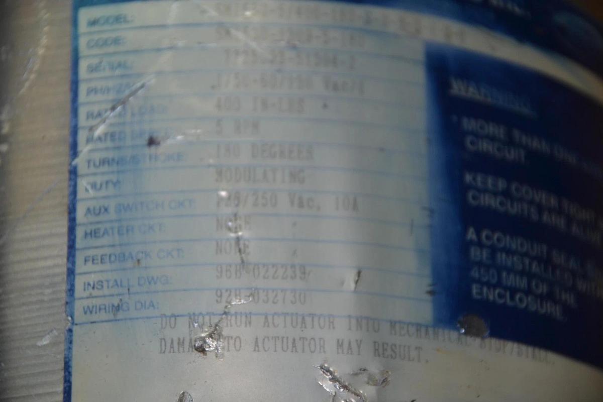 Used JORDAN CONTROLS INC. SM-1530-5/400-180-S-D-B-0-4-0-0  ROTARY ACTUATOR