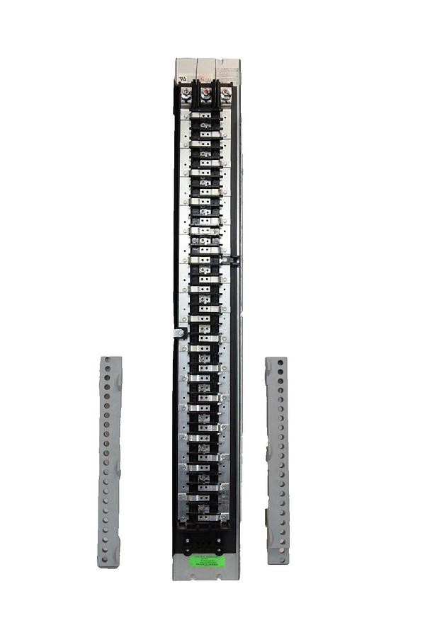 Square D NQOB84242LR 225A Main Lug Circuit Panelboard 42 Circuit