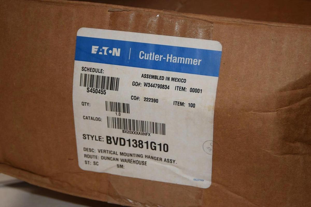 (NEW) EATON CUTLER HAMMER BVD1381G10 Vertical Mounting Hanger Assembly