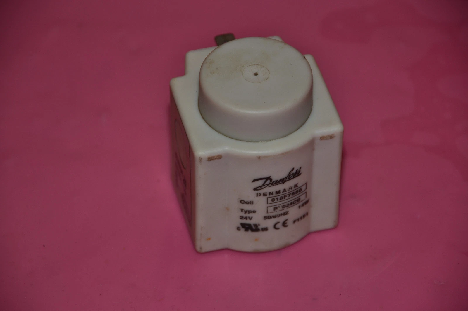 Used DANFOSS DENMARK GENERAL PURPOSE COIL BV024CS 018F7655 24V 14 W