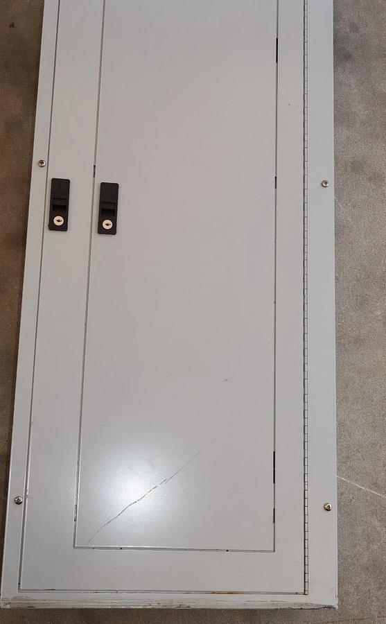 Used General Electric GE ASeries 400A Panelboard Panel AQF3424JBX 208y/120v 3ph 4w 42