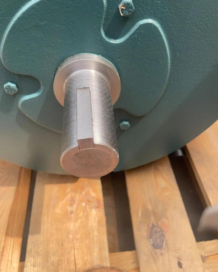 Baldor Reliance ABB SuperE Motor 1206905854-000020 100hp 3ph MP40G297 404TS NEW