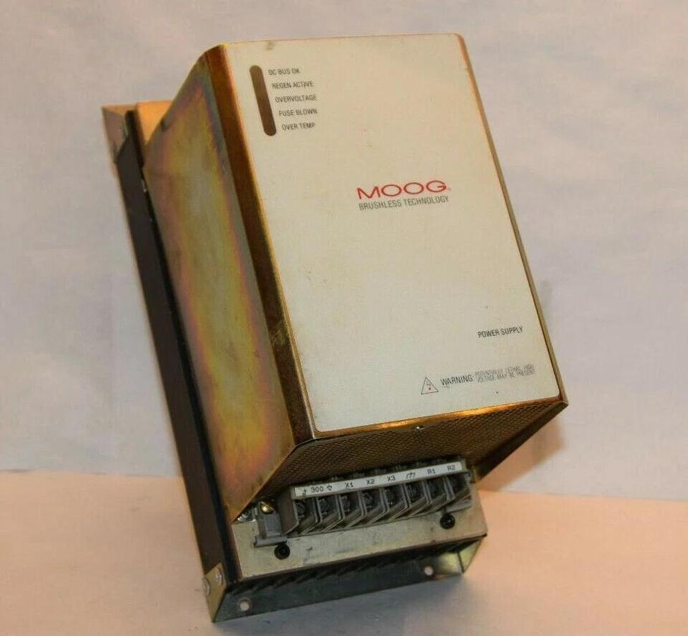 Used Moog Servo Motor Control Drive 152D423A