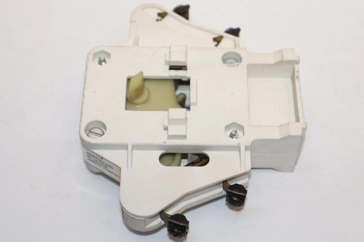 Used CUTLER HAMMER WM16H , 1A96651G01 , 30-1804 Auxiliary Contact