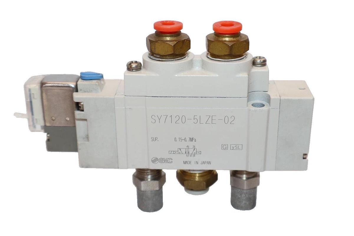 Used SMC SY7120-5LZE-02 , SY71205LZE02 0.15-0.7MPa Solenoid Valve