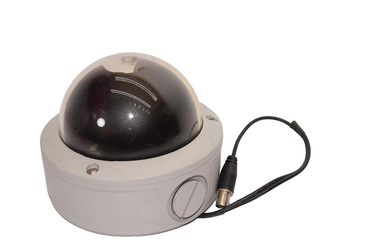 Used GE Security Camera GEC-DRHDN-VA9 1/3" Color 9-22mm 500TVL Rugged Dome