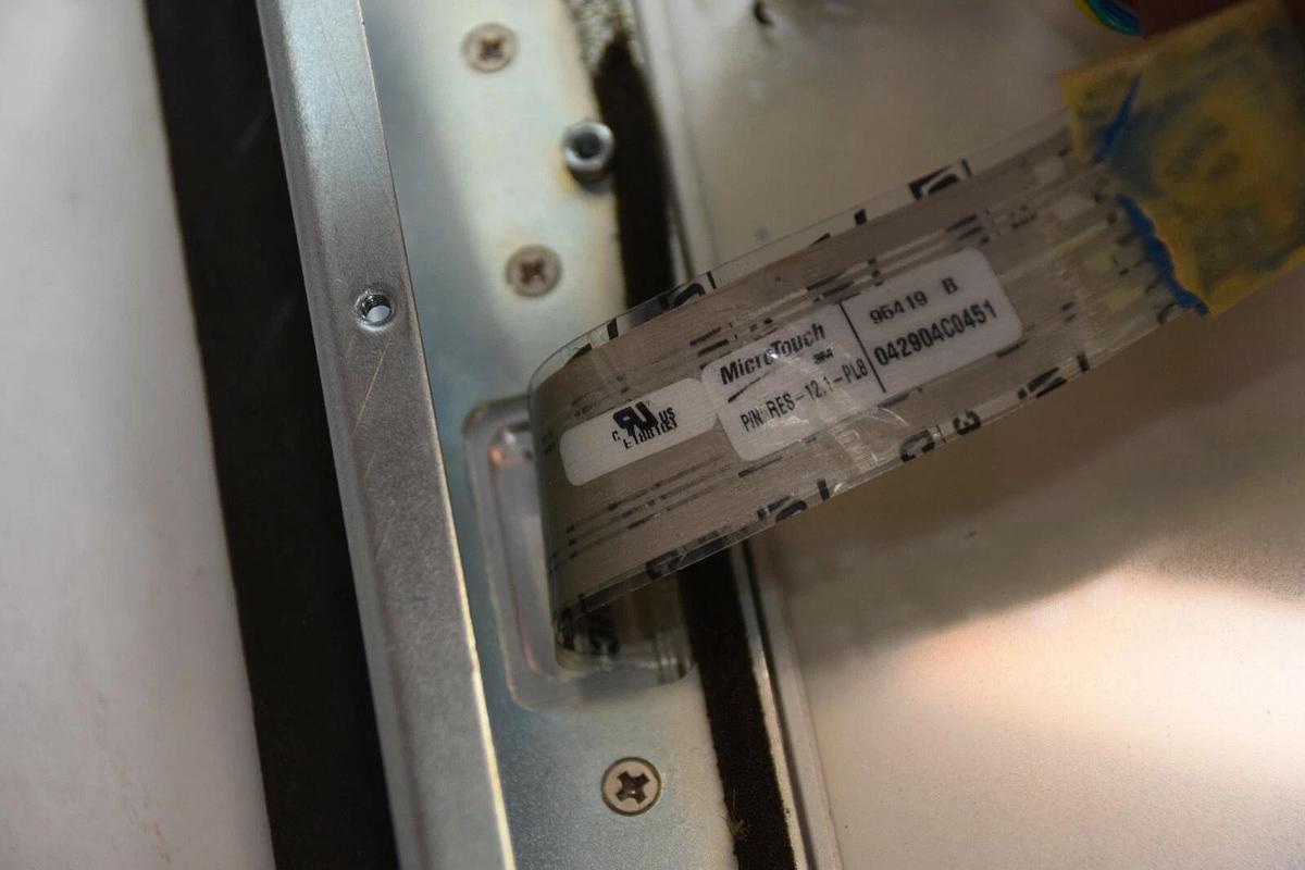 Used Allen Bradley VersaView 1200P touch screen glass RES-12.1-pl8 95419 B for 6181P