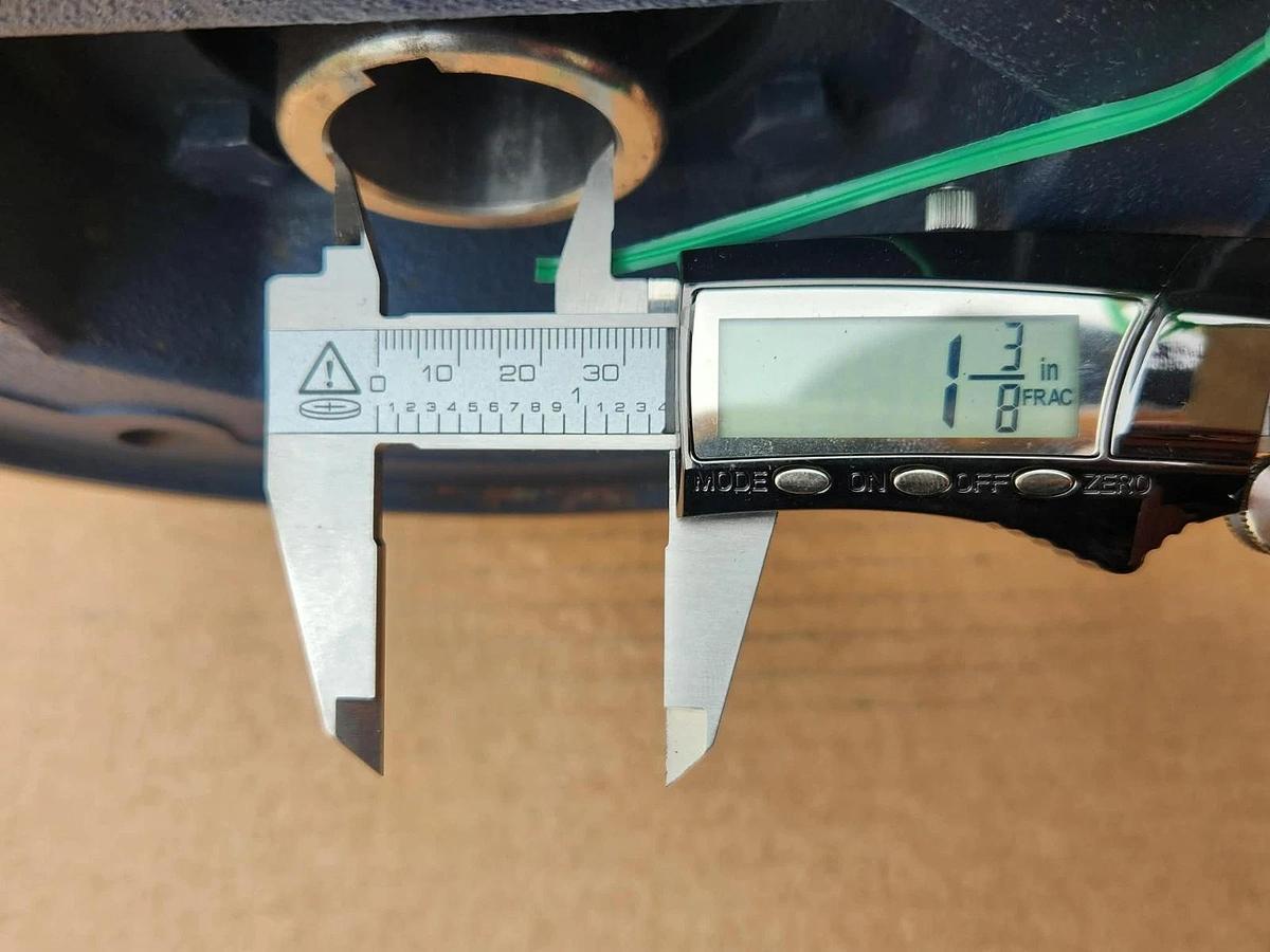 Ironman Grove Gear Speed Reducer Gearbox GR-BMQ-830-30-D-210 GR8300319.00 30:1