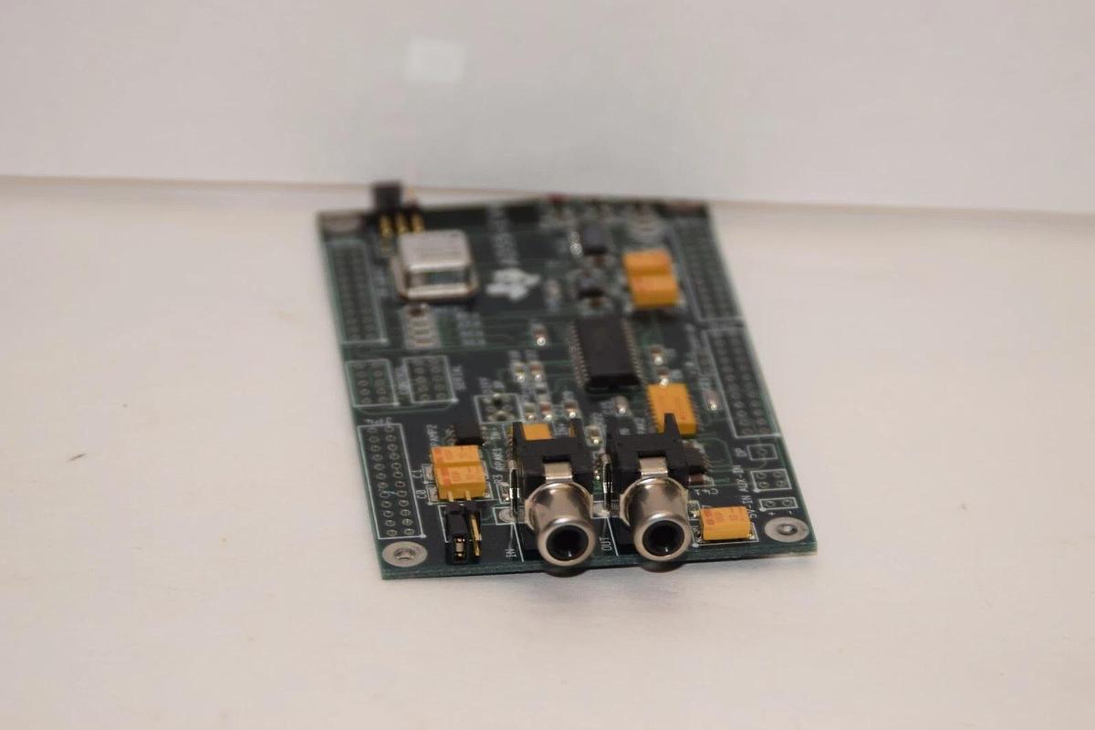 Used TEXAS INSTRUMENTS  AD55-EVM Rev 1.0 Analog Interface Circuit Board