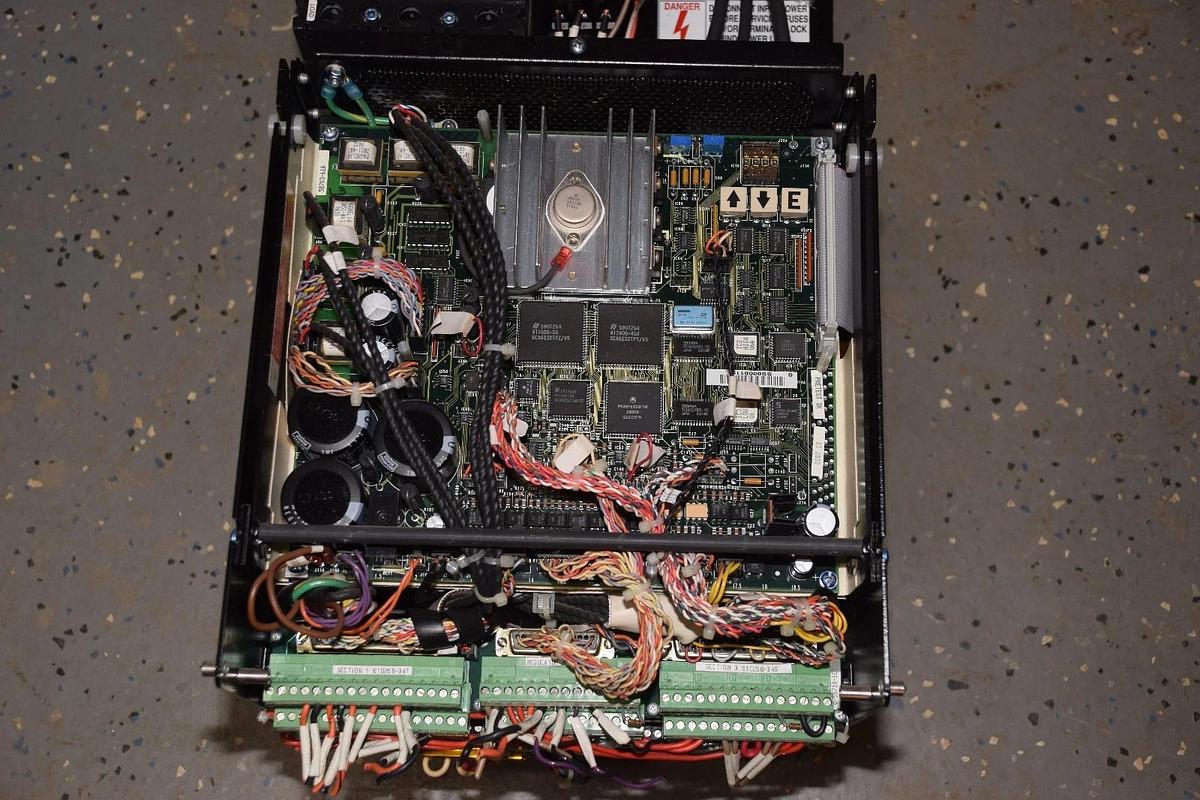 Used Reliance Electric Maxpak III 7.5hp Drive 7P8161-MOD 910K8160 460v 3p 0-58703-61A