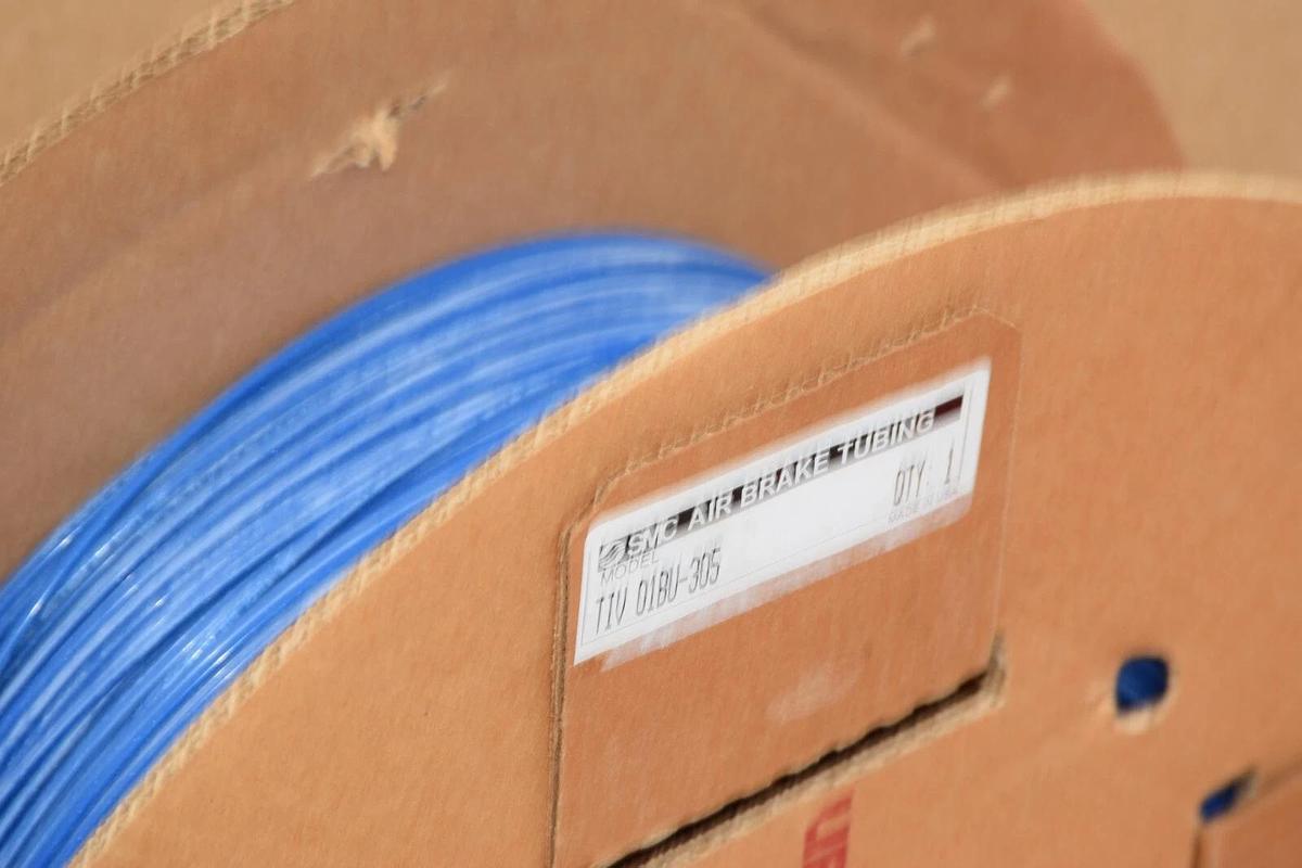 (NEW) SMC TIV 01BU-305 TIV01BU-305 Air Brake Tubing