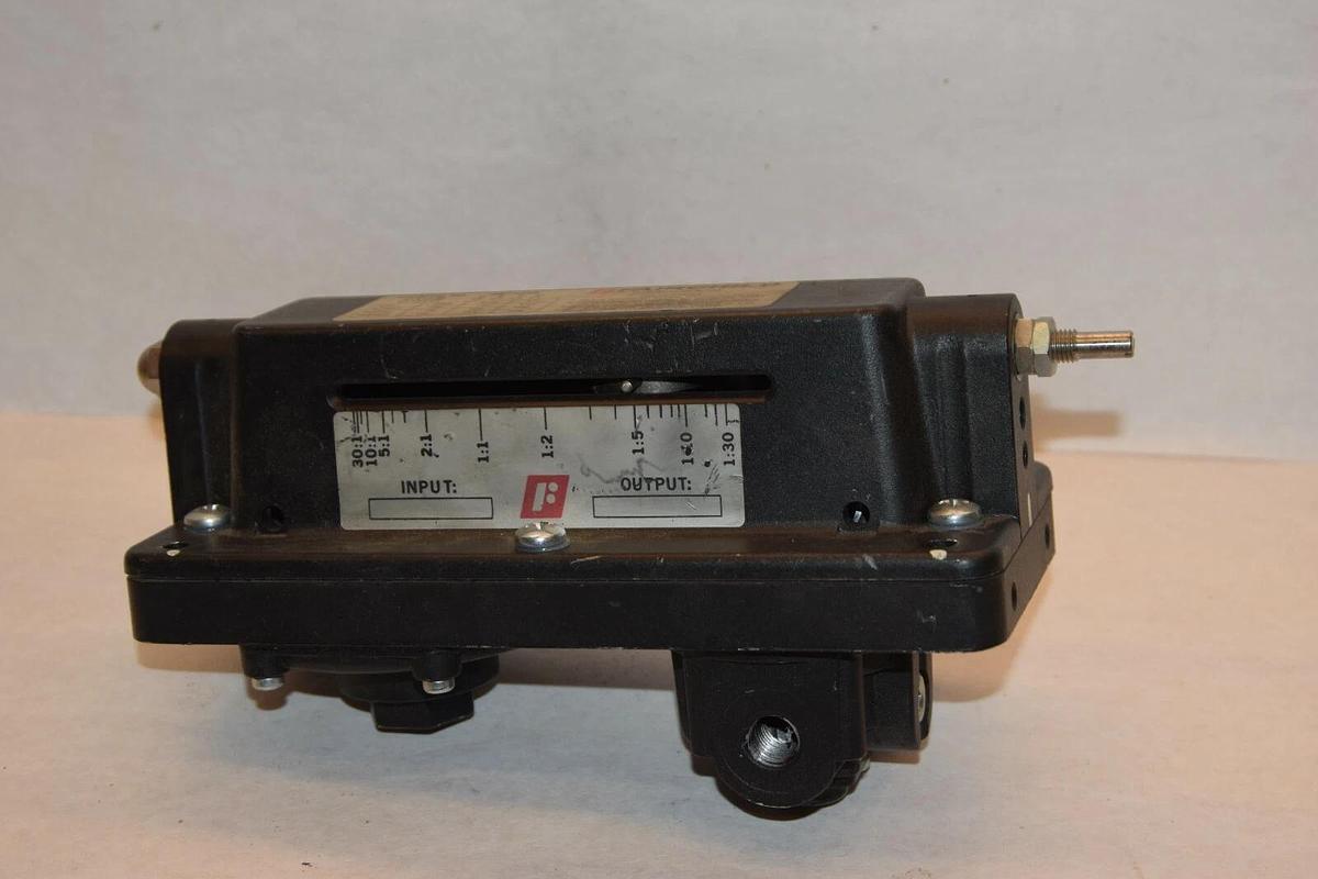 Used FAIRCHILD 21312 ADJUSTABLE RATIO RELAY *MISSING KNOB*